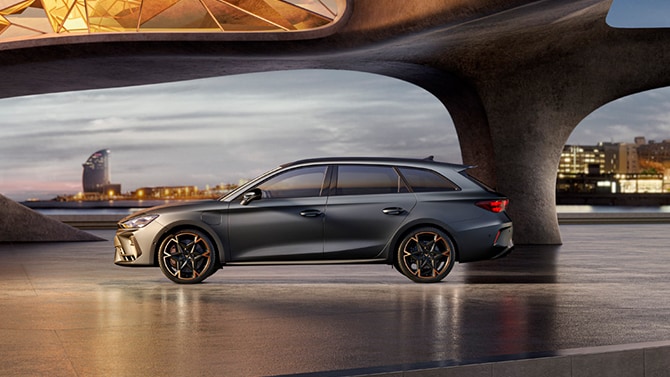 Neuer CUPRA Born 2024 EV Fahrzeugfinanzierung