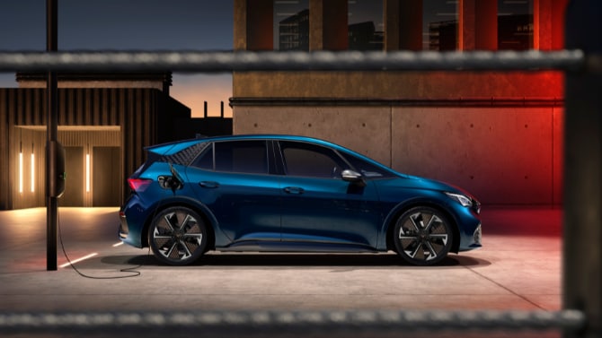 CUPRA Born Extreme