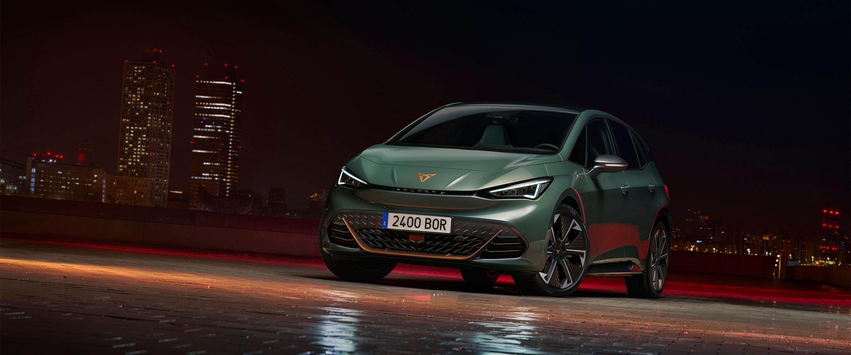 CUPRA Born VZ Elektro Schrägheck Farbe Dark Forest Green