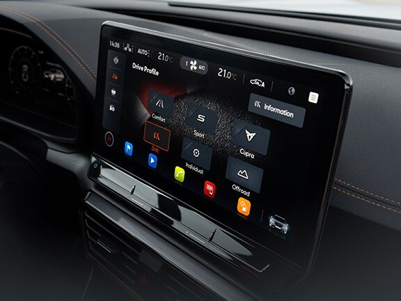  CUPRA Formentor VZ5 infotainment online 