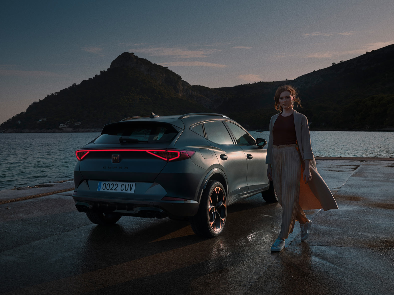 nouvelle cupra formentor, suv compact avec feux full led 
