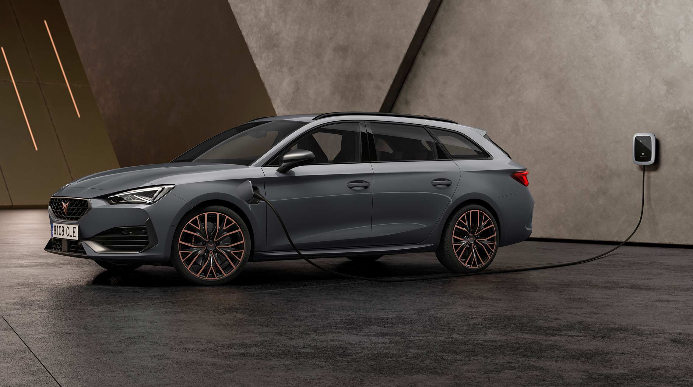 new CUPRA Leon Sportstourer ehybrid family sports car in graphene grey colour specifications