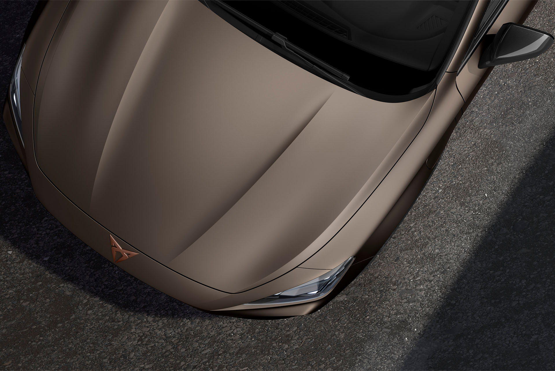 Upper shot of the front nose of the CUPRA Formentor in Century Bronze Matt.