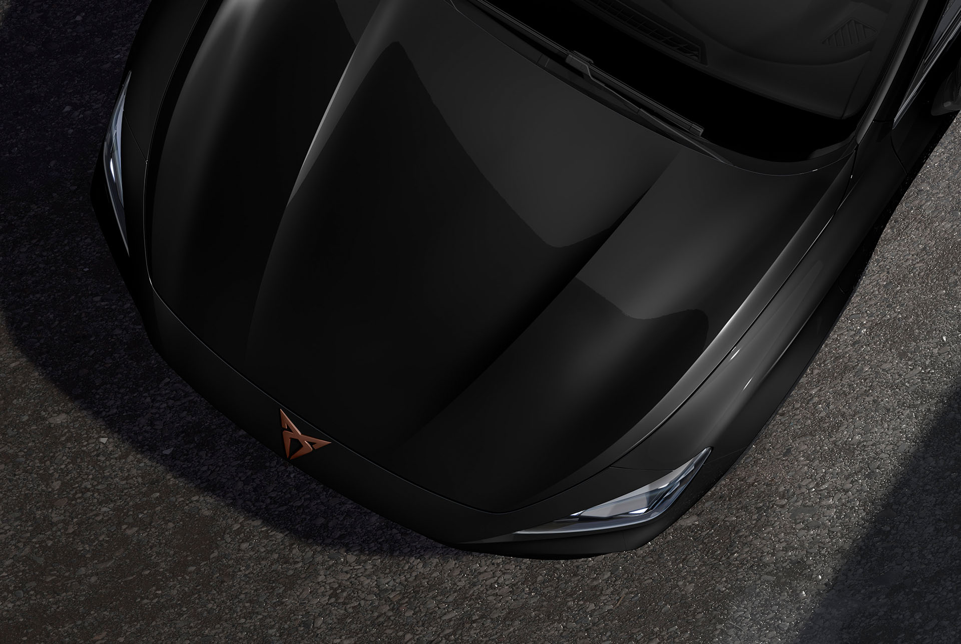 Draufsicht auf den neuen CUPRA Formentor CUV 2024 in Midnight Black.