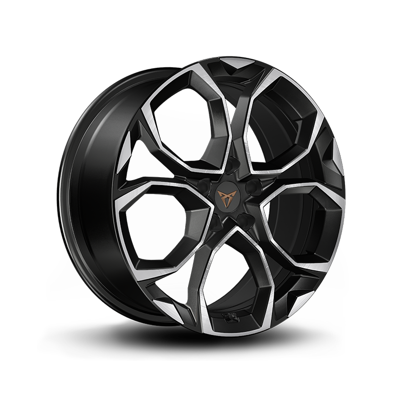 La Cupra Leon Sportstourer, disponible avec jantes de 18 pouces en Windstorm Silver