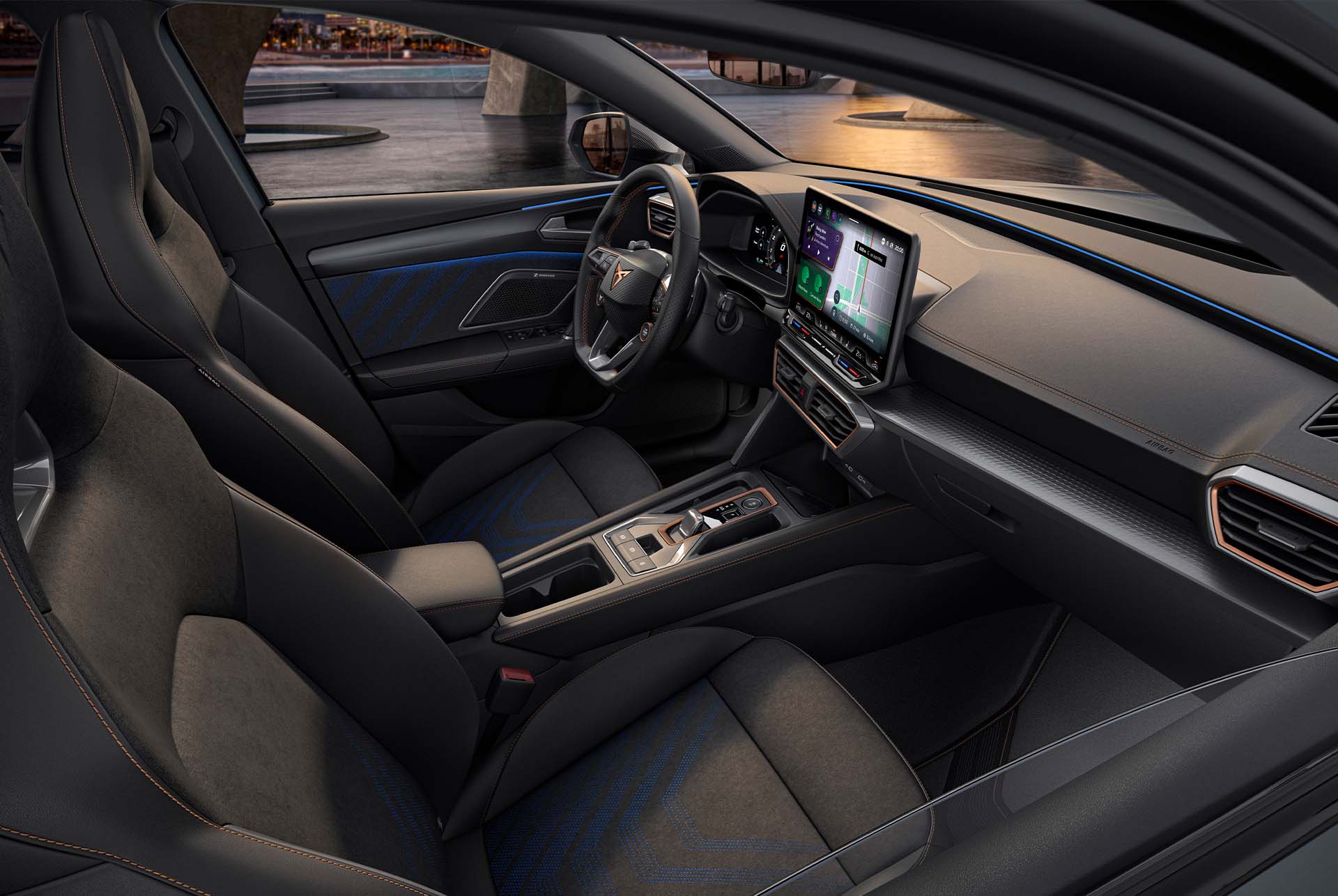 Neues CUPRA Leon 2024 Hybridauto, dynamisches Innendesign, Schalensitze aus rezykliertem, veganem Mikrofasertextil, elektrische Memory-Funktionen und Heizungseinstellungen.
