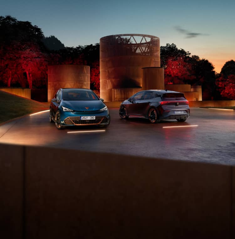 CUPRA Born und CUPRA Tavascan präsentieren sich in der Business Edition mit markantem Design und modernem Antrieb. 